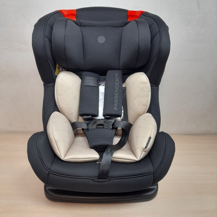 Детское кресло happy baby passenger v2