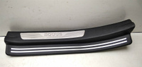 Накладка порога задняя левая (внутренняя) Hyundai Equus (VI) 2009-2016 (УТ000113783) Оригинальный номер 858753N500RY