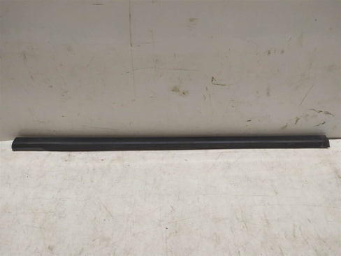 Бархотка двери передней левой наружняя Hyundai Terracan 2001-2007 (УТ000116456) Оригинальный номер 82210H1000