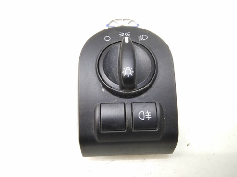 Блок управления светом Datsun On-Do (2195) 2014-2021 (УТ000167954) Оригинальный номер 8450100636