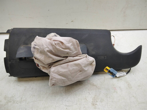 Подушка безопасности пассажирская (в торпедо) Nissan Terrano (D10) 2014- (УТ000170995) Оригинальный номер 985256998R