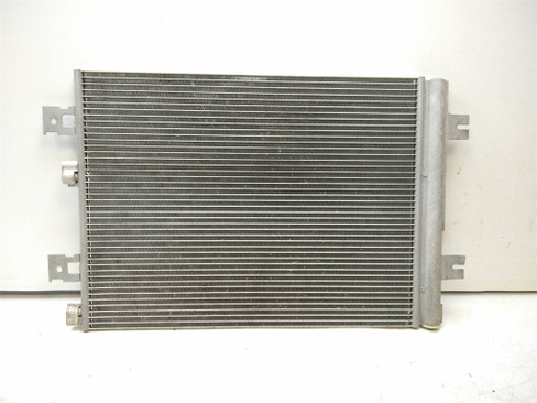Радиатор кондиционера (конденсер) Renault Duster 2012-2021 (УТ000172681) Оригинальный номер 940262