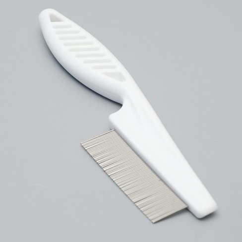 Расческа с частыми зубьями, 18 см, пластиковая ручка, белая Пижон
